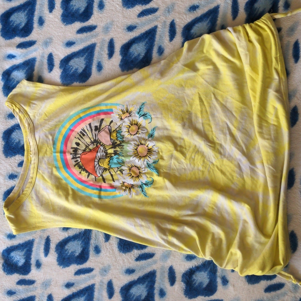 No boundaries tank size large